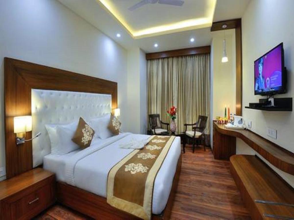 Hotel Seven Hills Tower Agra  Habitación foto