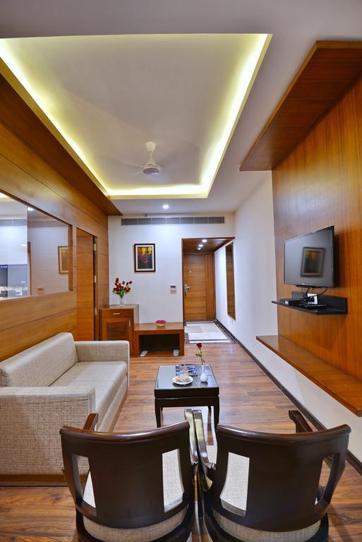 Hotel Seven Hills Tower Agra  Exterior foto