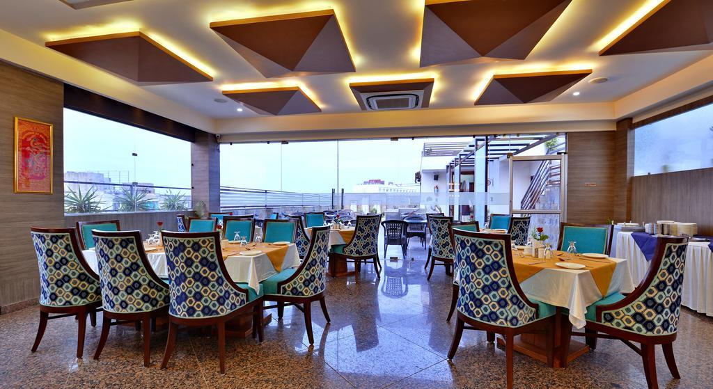Hotel Seven Hills Tower Agra  Exterior foto
